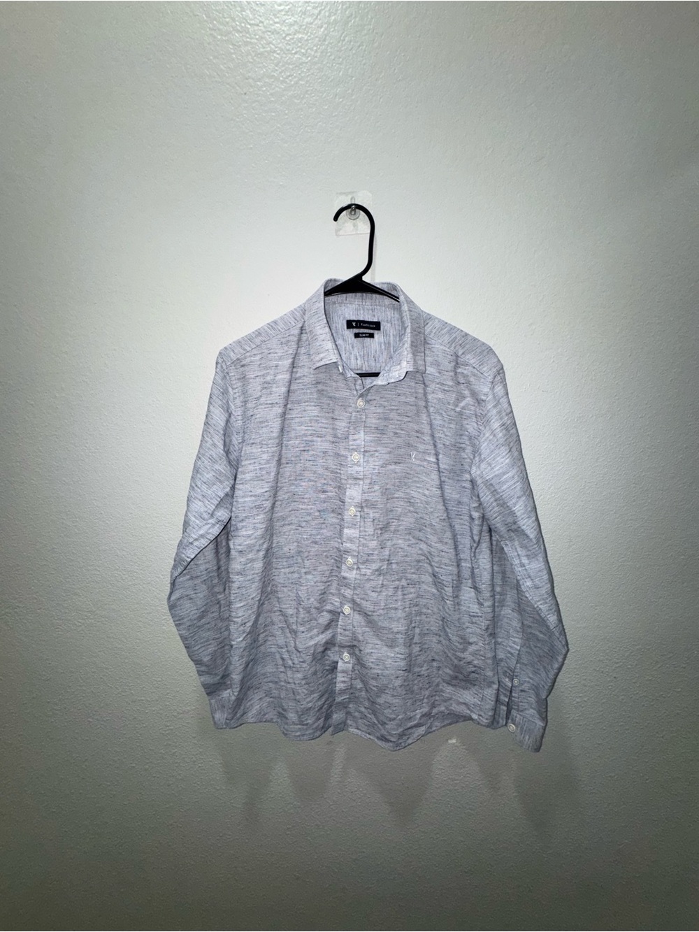 Van Heusen Men's Heathered Light Gray Button-Down Shirt
